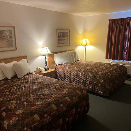 Country Haven Inn Burlington Екстер'єр фото